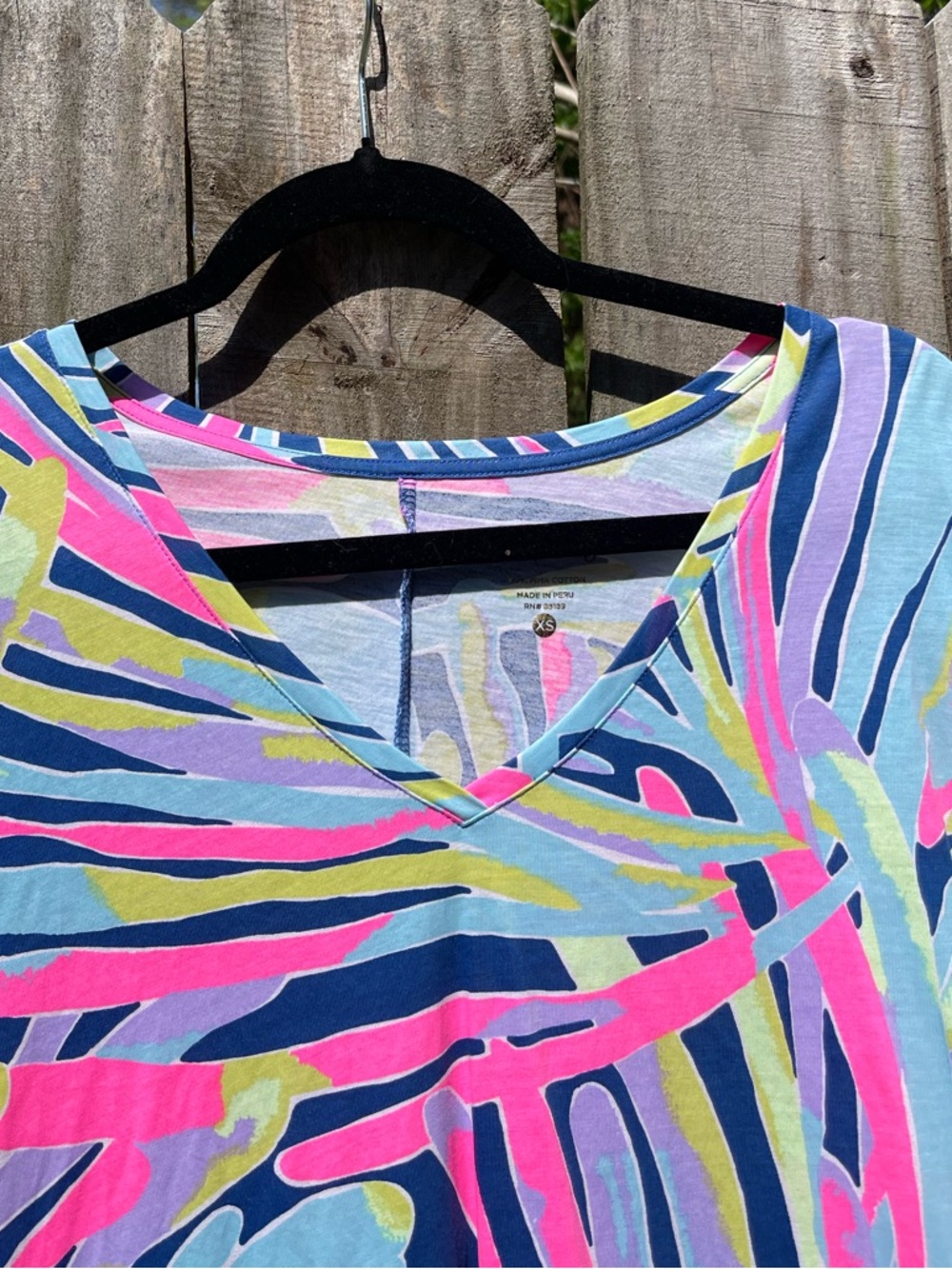 Lilly Pulitzer pastel watercolor dress with gold script Sz XS - Picture 2 of 10
